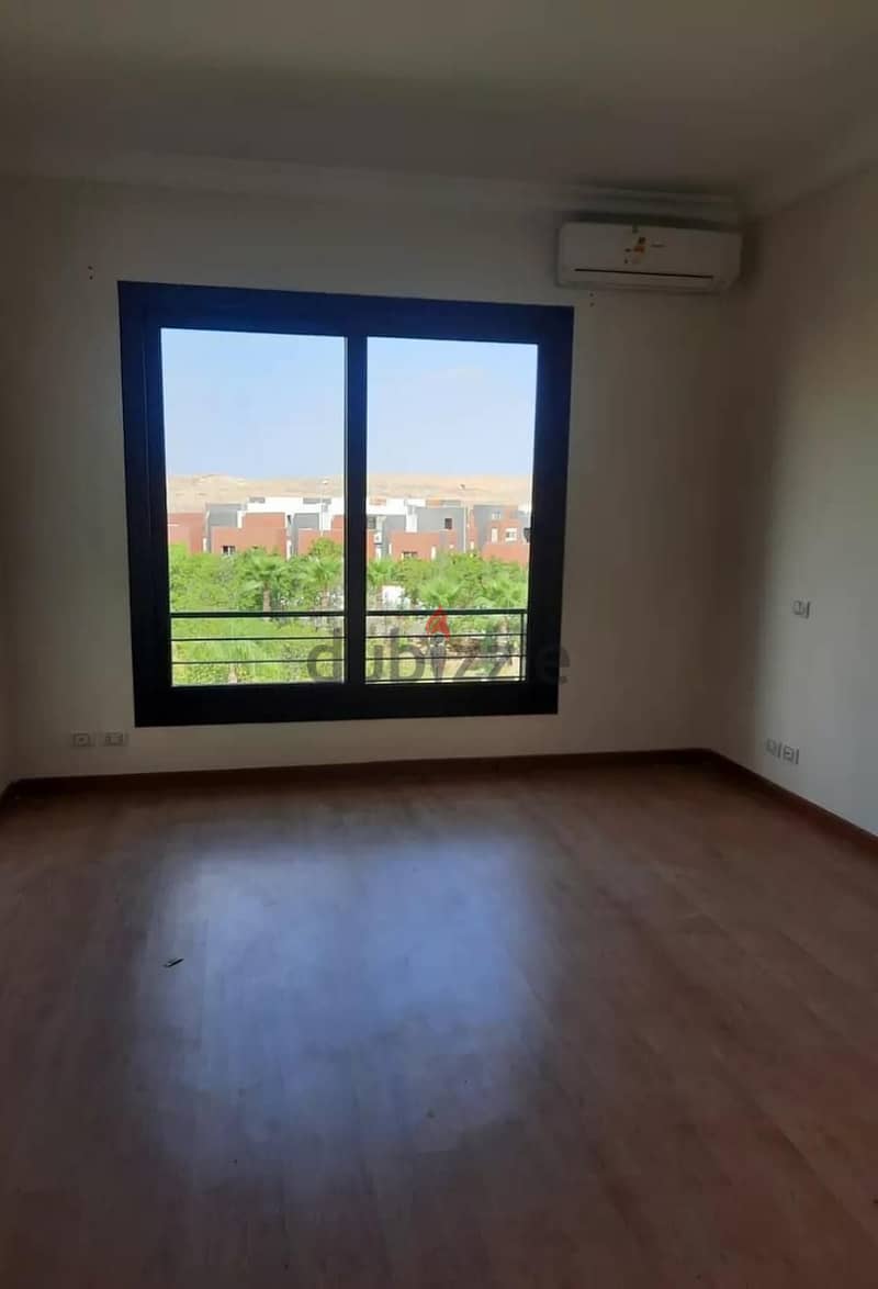 For sale in Sheikh Zayed, fully finished apartment with air conditioning in Dorra Compound, next to Hyper and Mall of Arabia Dorra Zayed 3