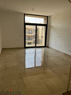 Penthouse 193m for sale in fifth square marasem Fully finished