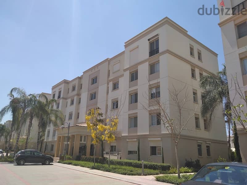 Apartment 197 m Fully Finished Ready to move for sale at Uptown Cairo 2