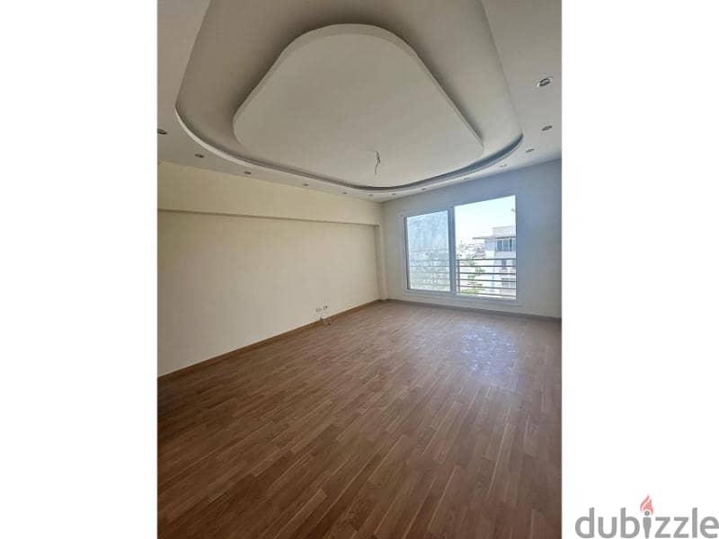 Apartment in Hyde park super lux With 5ACS & kitchen 5