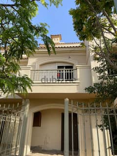 Ready to Move - Twin house Villa 365m in patio 5 ( LA VISTA )