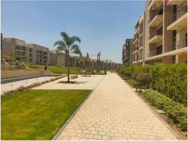 Penthouse for sale, 155 sqm view landscape after one year fully finished in Fifth Square Al Marasem Compound, Fifth Settlement 4