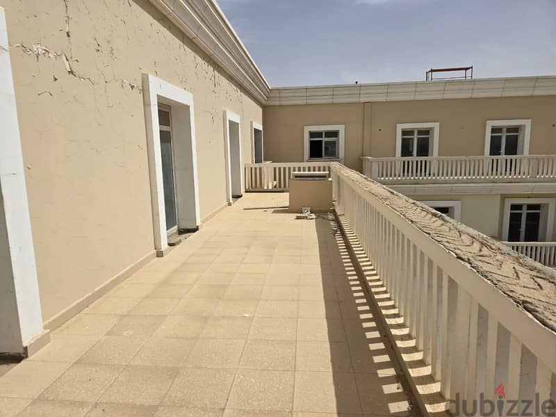 Amazing rooftop apartment in Hyde Park compound for sale شقة رووف للبيع بكمبوند هايد بارك التجمع الخامس 2