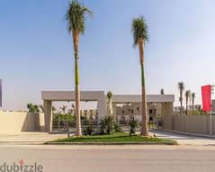 ( the crown palm hills ) Villa standalone for sale at below market price and in a prime location
