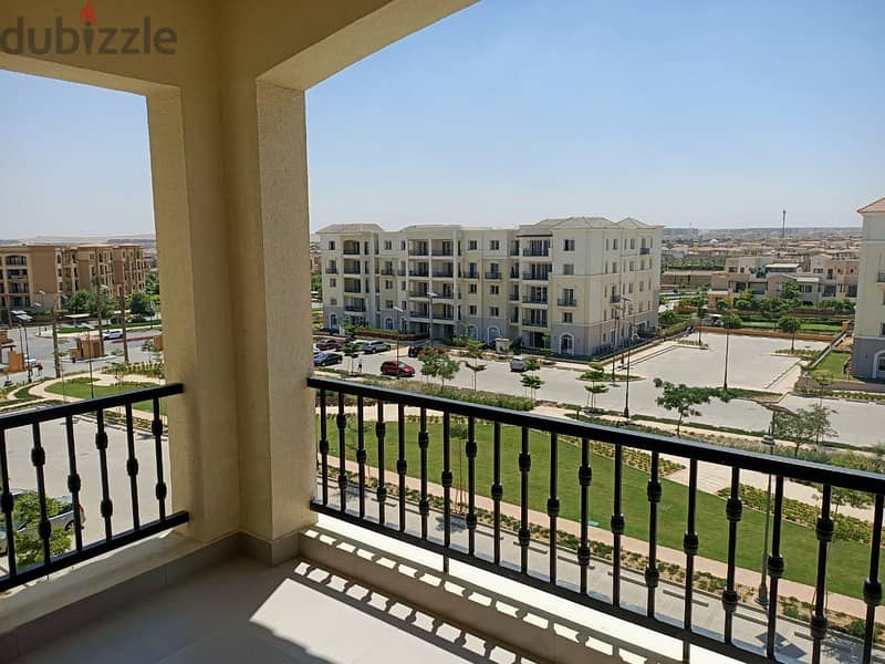 Apartment with garden for sale, ready to move , in Fifth Settlement, Golden Square, luxuriously finished, in Fifth Square 10