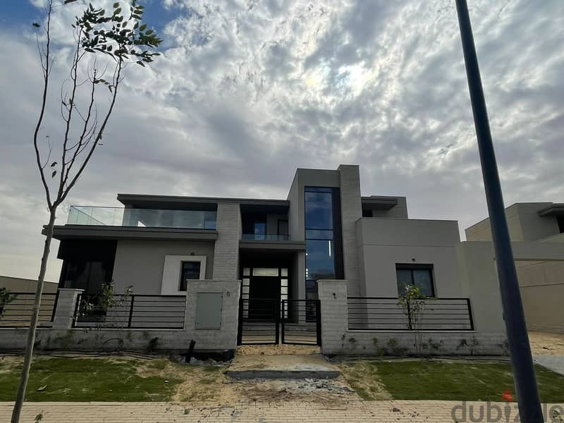 Separate villa for sale, 443 sqm land + 282 sqm buildings, in Sodic Estates Residence, fully finished, next to Sodic and Sphinx Airport, with a 10% do 8