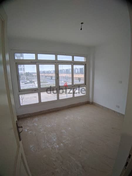 شقة للايجار فاضيه في مدينتي b12 74 متر فيو السنترال بارك madinaty rent 3