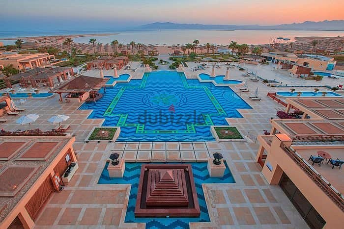 فيلا 4 غرف باجمل اطلاله على البحر فى سوما باى بمقدم 10% Soma Bay Hurghada 4