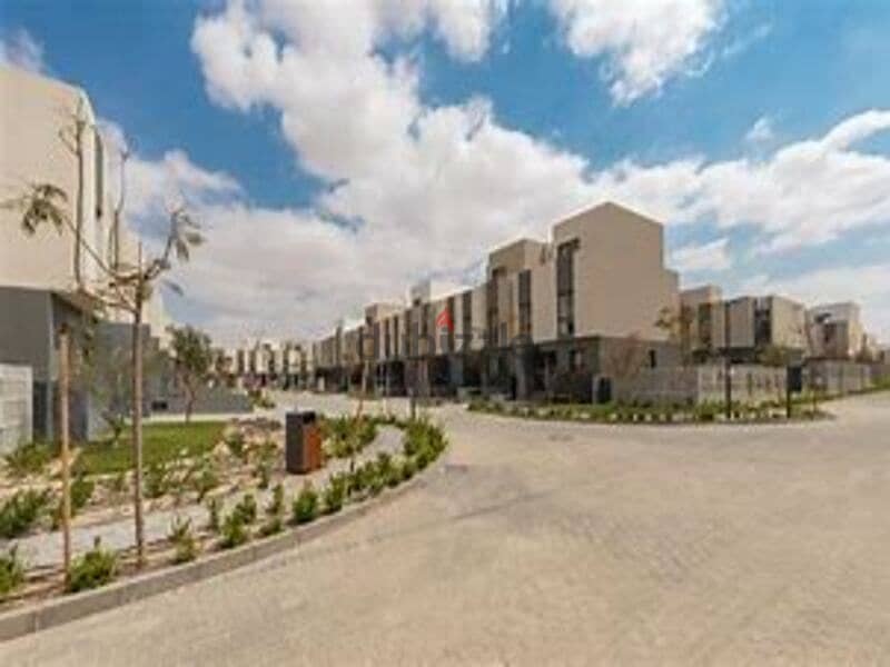 لسرعه البيع فيلا 240م للبيع بأرقي مشاريع الشروق villa 240m for sale in alburuj compound in al shorouk 9