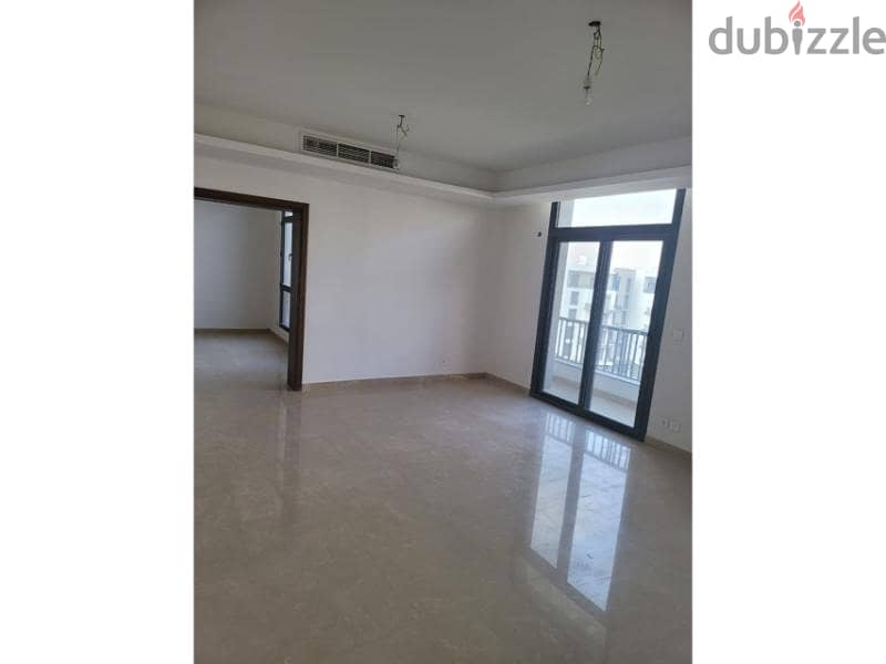 Apartment Fully Finished With ACs in CFC New Cairo 6