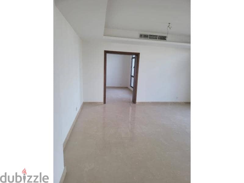 Apartment Fully Finished With ACs in CFC New Cairo 8