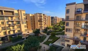 Apartment for sale in installments (Madinaty), fourth floor, B8, total of 89, installments over 12 years, at an excellent price, without a club