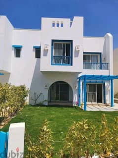 Standalone villa, first row, overlooking the sea, in Mountain View Sidi Abdel Rahman, North Coast