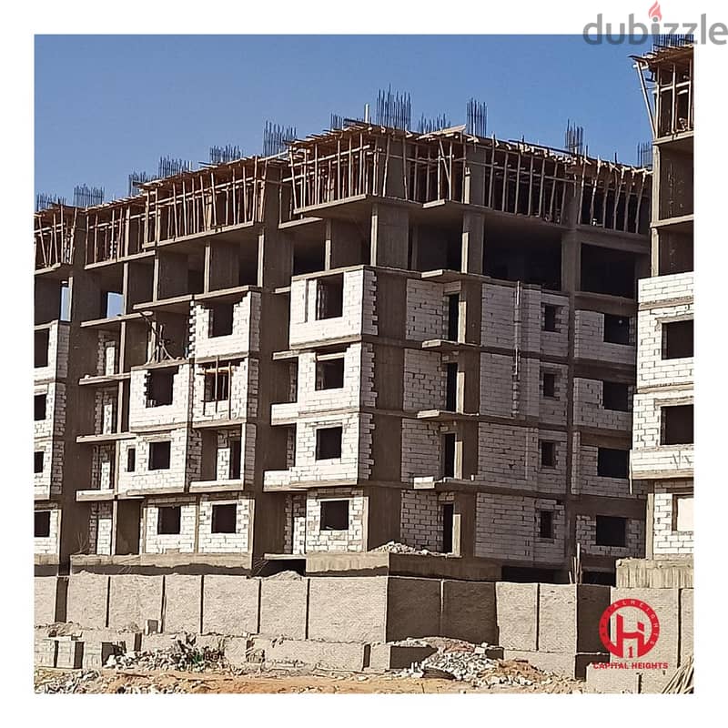 Pay 10% and own an apartment with a division of your choice, Pami’s View, in the Investors Area, with installments over 8 years. 6