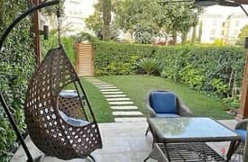 شقة ارضي 220م بجاردن للبيع استلام فوري في كمبوند ستون ريزيدنس التجمع الخامس  Apartment with garden READY TO MOVE Bahari in Stone Residence New Cairo 0