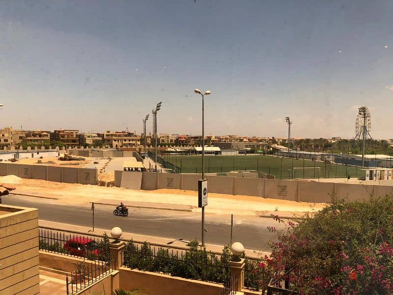 شقه للايجار في الشيخ زايد كمبوند حدائق الكونتننتال 4غرف سعر ممتاز 14