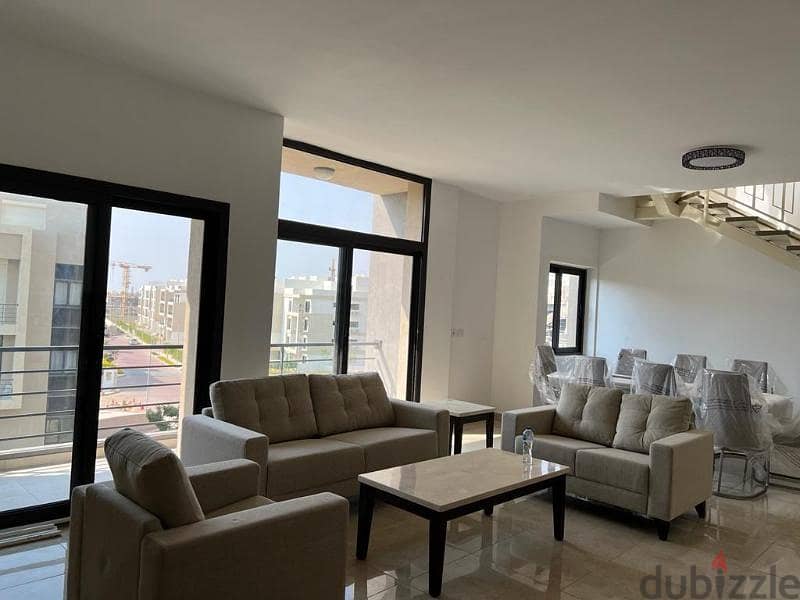Penthouse Full furnished + Acs Very prime location 1