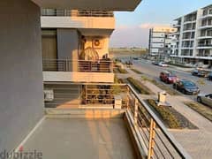 للبيع شقة فيو بحري بجانب فندق كيمبنسكي وأمام مطار القاهرة - For sale an apartment with  sea view next to Kempinski Hotel and in front of Cairo Airport 0