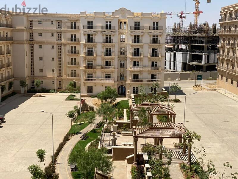In installments, a 3-room apartment for sale, ground floor with garden, in Hyde Park, New Cairo 2