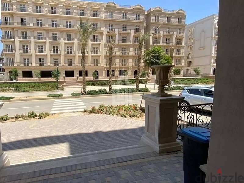 In installments, a 3-room apartment for sale, ground floor with garden, in Hyde Park, New Cairo 4