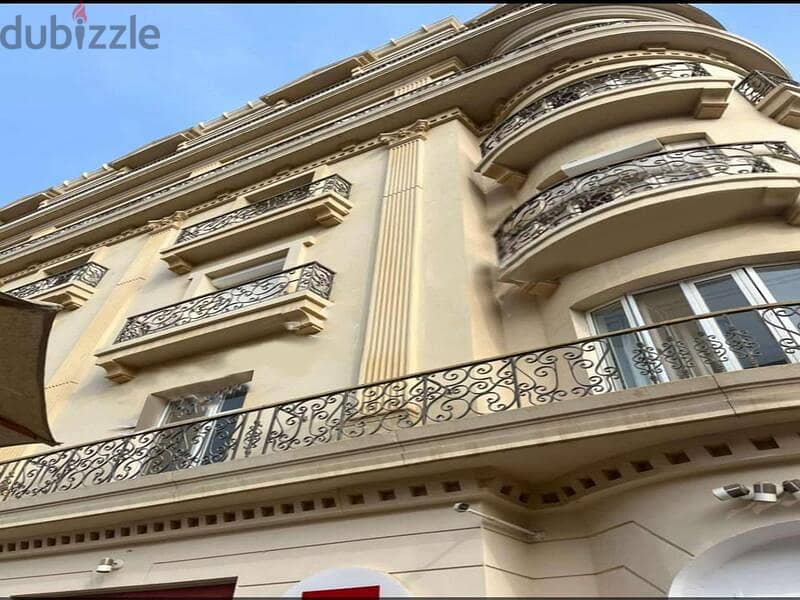 In installments, a 3-room apartment for sale, ground floor with garden, in Hyde Park, New Cairo 7