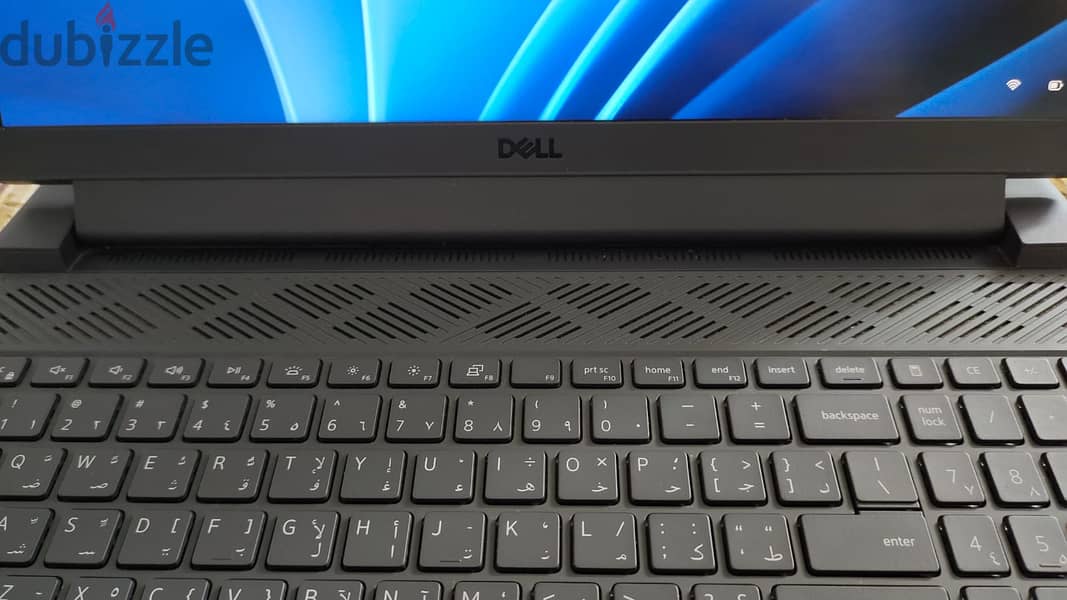 Laptop  Dell  بالكرتونه كسر زيرو 2