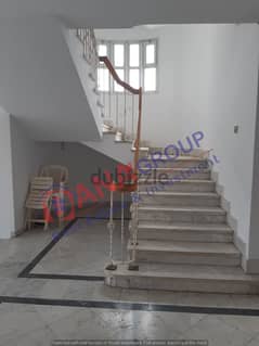 For rent upper duplex 357m in the second phase of Beverly Hills 0
