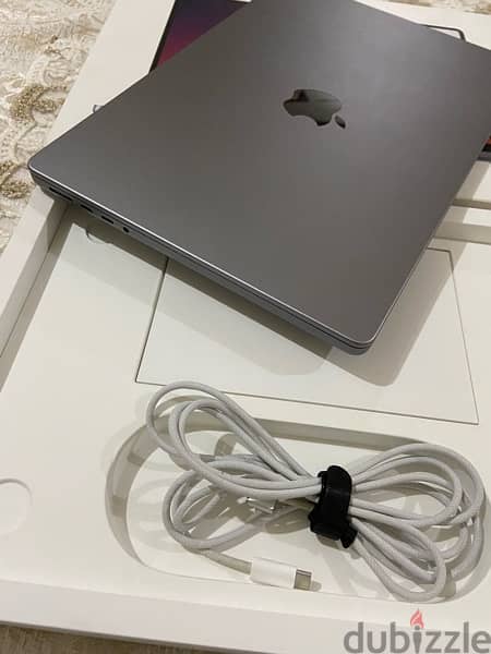 Macbook Pro M1pro 14 Inch 16GB -  جديد تماما بطارية ٩٩٪؜ 1