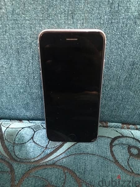 iPhone 6s in very good condition without box 1