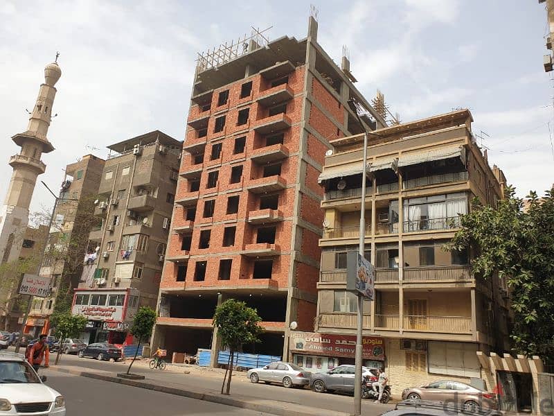 شقة للبيع من المالك مباشرة بعمارة جديدة بأفضل موقع بشارع السودان 7