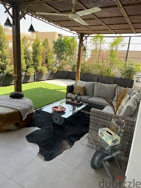 1 BR apartment with roof garden 1