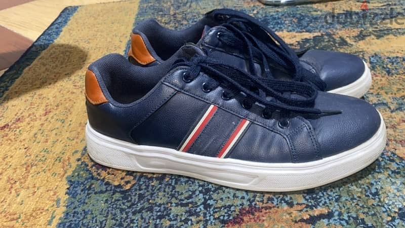max shoes slightly used size 41-42 5