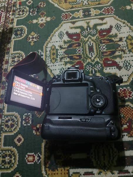 Canon 60D With Batterygrip And Box 2
