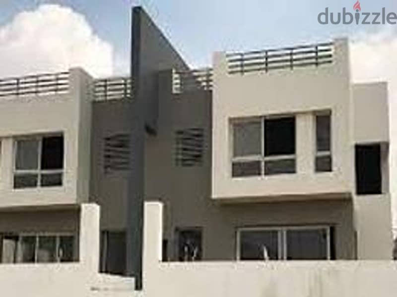 Amazing Luxurios finishing Twin House in Hyde park New Cairo for sale with privet pool 2