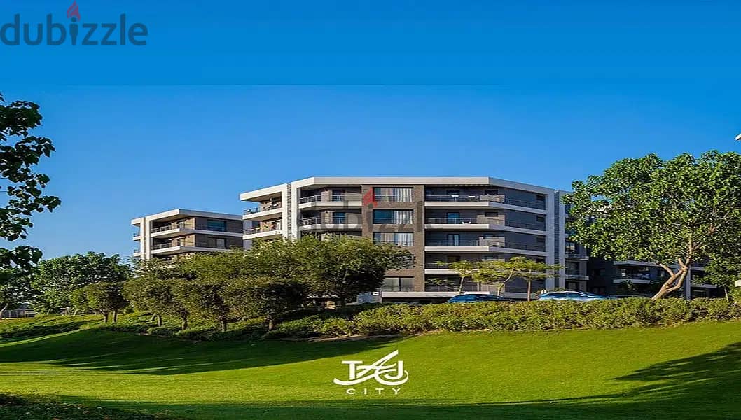 For sale, an apartment on the sea side in the most distinguished compound in the Fifth Settlement, next to Cairo International Airport 1