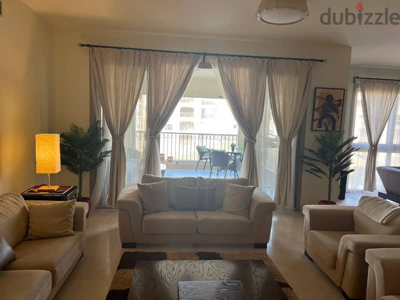 For Rent Apartment 365 M2 in Compound Uptown Cairo 1