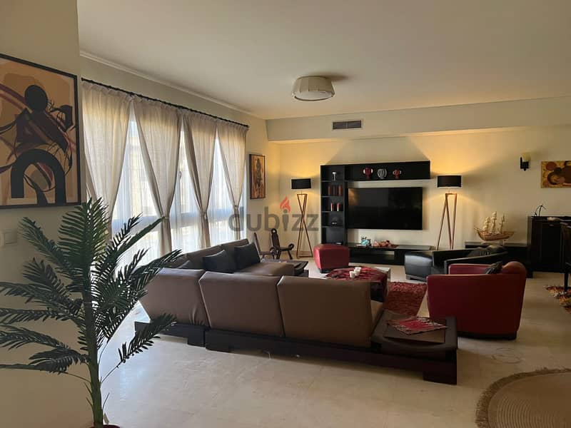 For Rent Apartment 365 M2 in Compound Uptown Cairo 2