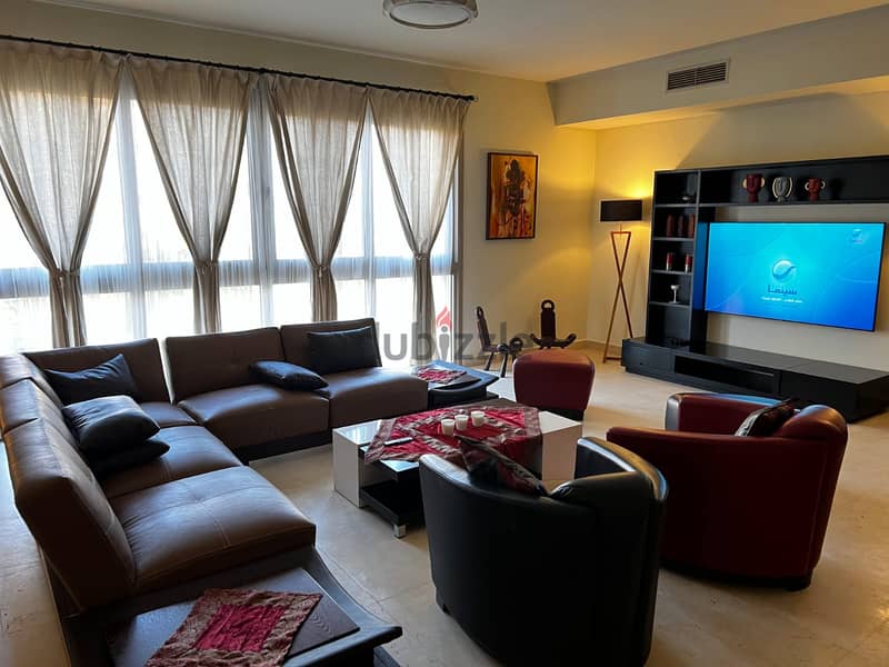 For Rent Apartment 365 M2 in Compound Uptown Cairo 5