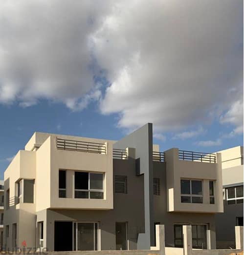 for sale villa 279 sqm at hyde park modern type ready to move 4