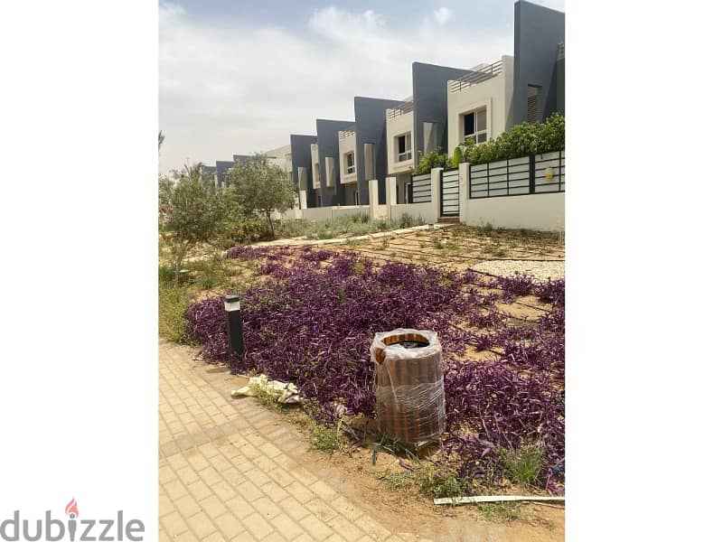 Town house modern 248m for sale with prime location in hyde park new cairo ready to move 1
