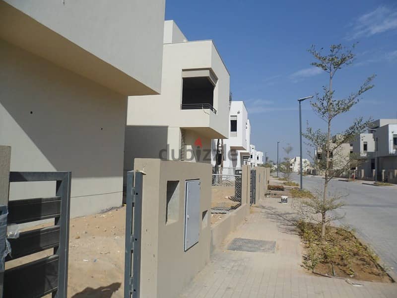 villa for sale ready to move 286m in the crown compound palm hills in octouper 3