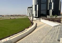 OFFICE 135m With Special Price for rent in Compound Hyde Park NewCairo 0