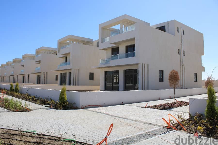 town house lake west zayed 15
