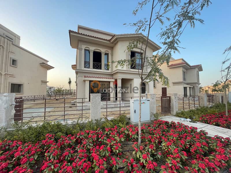 Independent villa for sale in Madinaty, model D3, view, wide garden, Four Seasons villas 3