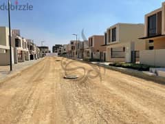 Townhouse Middle for sale in Sodic East Shorouk with a down payment under market price تاون هاوس ميديل للبيع في سوديك ايسيت الشروق بمقدم و اقساط اقل م