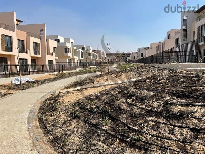 Townhouse Middle for sale in Sodic East Shorouk with a down payment under market price تاون هاوس ميديل للبيع في سوديك ايسيت الشروق بمقدم و اقساط اقل م 6