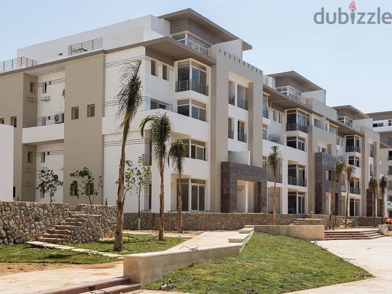 With just a 5% down payment, a luxurious apartment for sale, 115 sqm, with a private garden and a landscape view, available on installment in Hyde Par 4