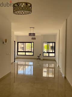 Ground floor apartment 160 sqm + garden 81 sqm located on the main 90th Street directly in the heart of the Fifth Settlement, Al Marasem Compound, Fif