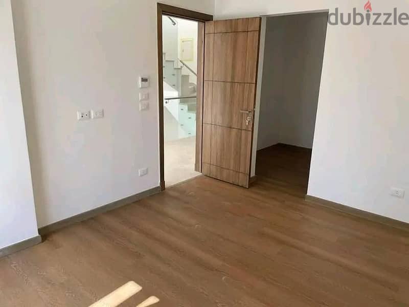 Ground floor apartment 160 sqm + garden 81 sqm located on the main 90th Street directly in the heart of the Fifth Settlement, Al Marasem Compound, Fif 15