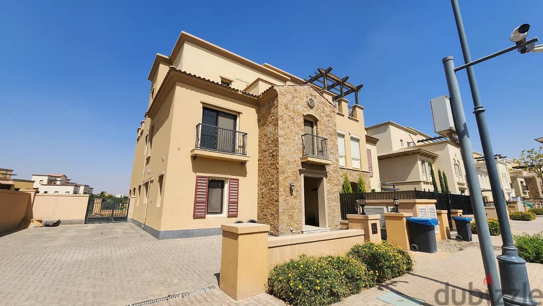 twin house at Emaar Mivida New Cairo اعمار ميفيدا   fully finished with furniture very prime location for sale 9
